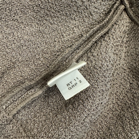 St. John Taupe/Brown Woman’s Blazer size 4, made in the USA - Picture 9 of 9